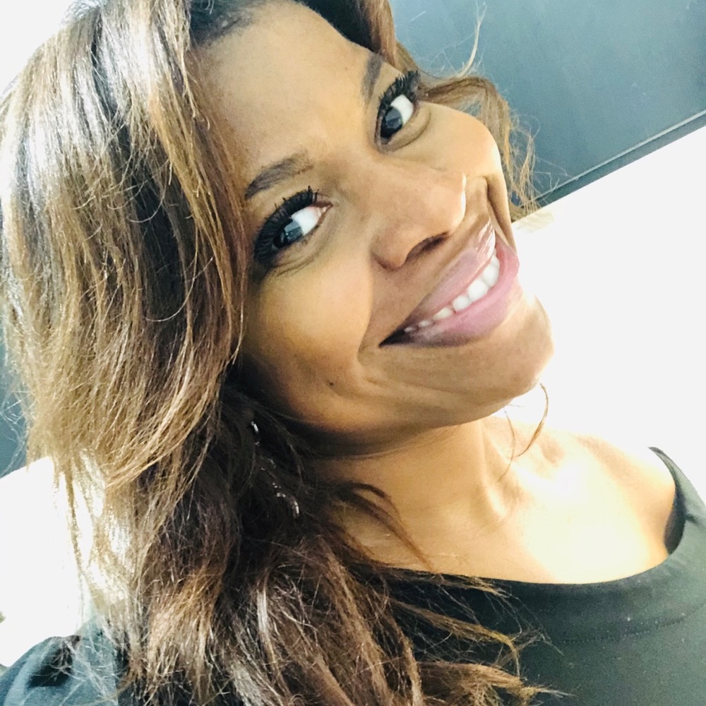 Meet your Posher, Cee